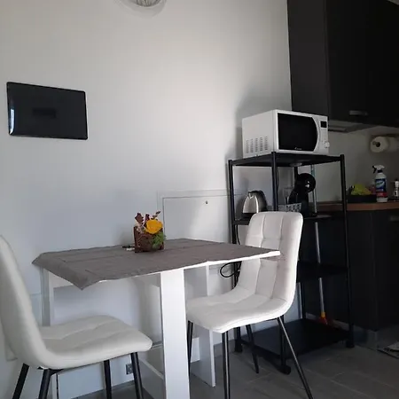 Bilocale Liberty Apartment *